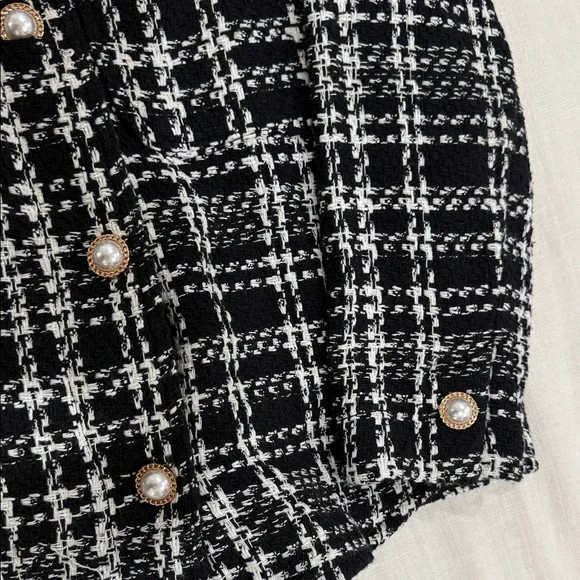 ZARA Black & White Tweed Pearl-Button Jacket - Picture 5 of 6
